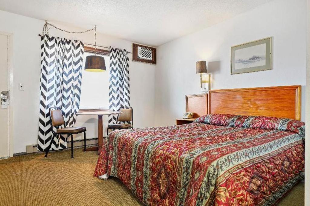 Hotel O Oskaloosa - Hwy 63/92 Екстериор снимка