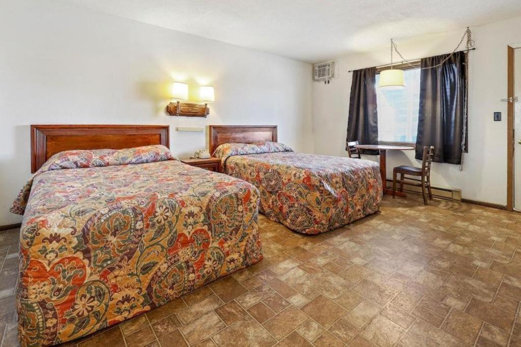 Hotel O Oskaloosa - Hwy 63/92 Екстериор снимка